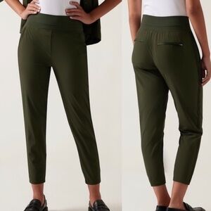 Athleta Nolita Slim Crop Pant‎ Olive Green size 8